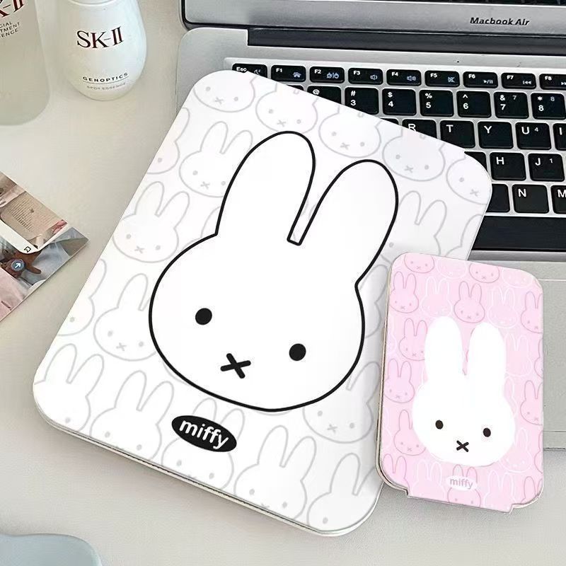 Miffy Bunny Makeup Mirror Port - Home Goods Bathroom Mirrors recensie en prijs
