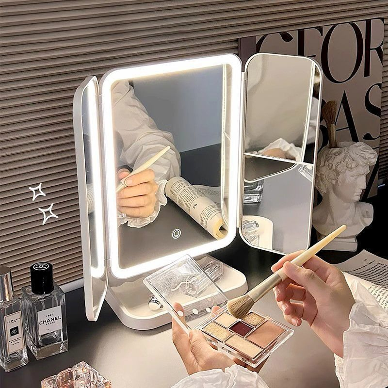 Dual Door 3-Fold Makeup Mirror - Home Goods Bathroom Mirrors recensie en prijs